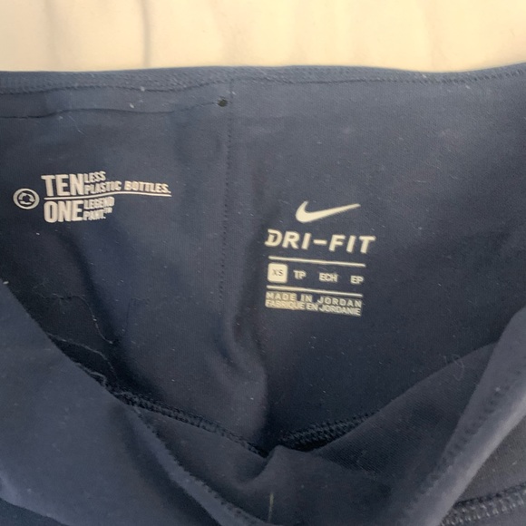 Nike Navy Blue leggings - Picture 2 of 3